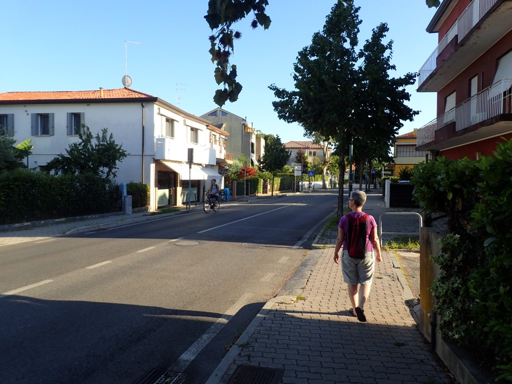 Walking the streets in the burbs of Venice (the land side)