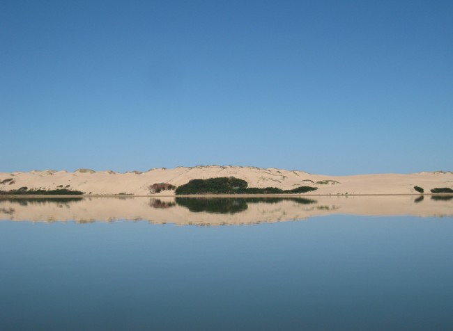 sand-dune-mirror