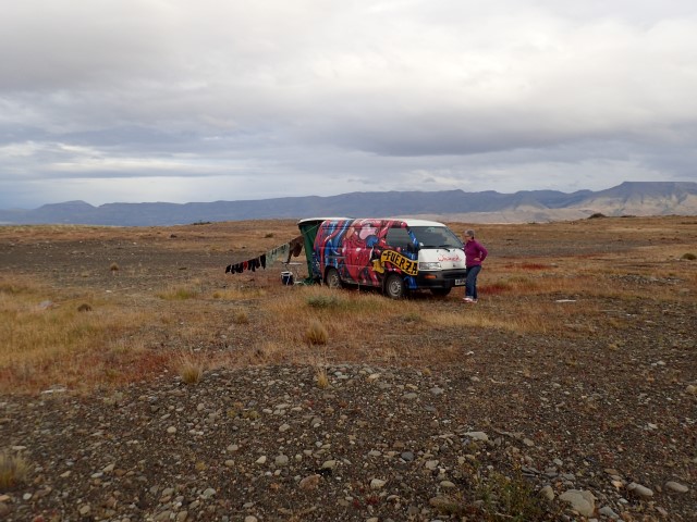 Wild camping west of El Calafate, clothes line attached to a rock, no trees here