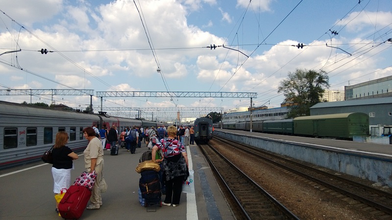 No 2 train pulling into the station in Moscow